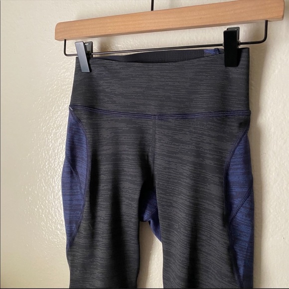 Outdoor Voices | Two Tone Leggings - Picture 3 of 6